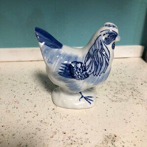 Vintage Blue and White Chicken